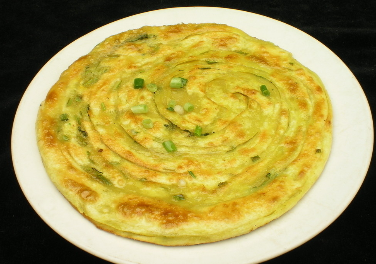 葱油饼的家常做法（葱油饼的简单做法介绍）