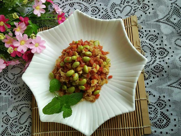 炒三色菜的家常做法(三色菜炒饭)