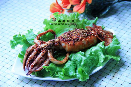 自制烤鱿鱼 用烤箱烤鱿鱼很简单 自制烤鱿鱼用什么酱料