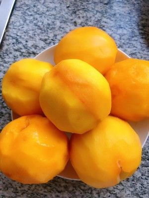 吃黄桃的季节少不了糖水黄桃-夏季甜品必备(什么季节适合吃黄桃)