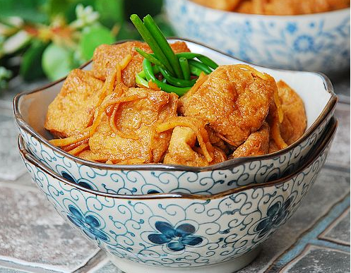 姜汁油豆腐(油豆腐蘸酱油)