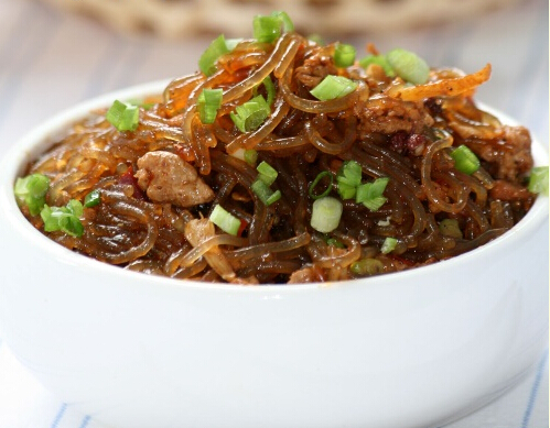 经典美食——蚂蚁上树的做法.蚂蚁上树的家常做法,蚂蚁上树怎么做好吃(蚂蟥做法大全)