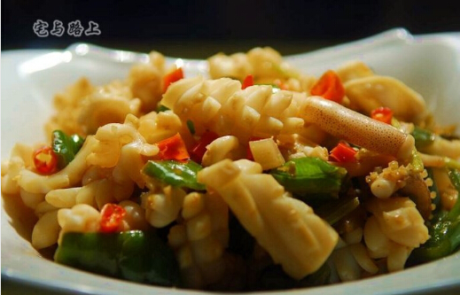 泡酸菜炒鱿鱼