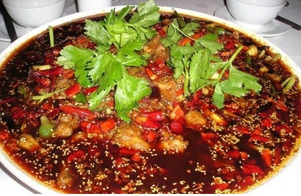 蒜香浓郁——大蒜烧鲶鱼(蒜香味型)
