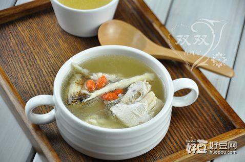 老姜鲈鱼汤