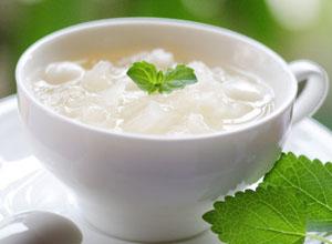 色泽雅洁的珍珠白木耳