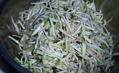 有特殊的鲜味和香味的芥菜丝的腌制方法介绍