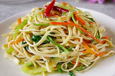 为大家带来凉拌豆腐皮做法大全，享受那种清凉